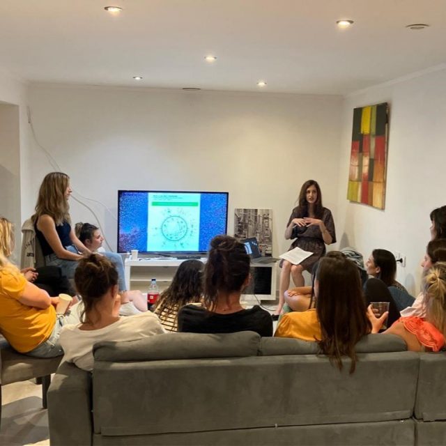 soirée astrologie en petit groupe
