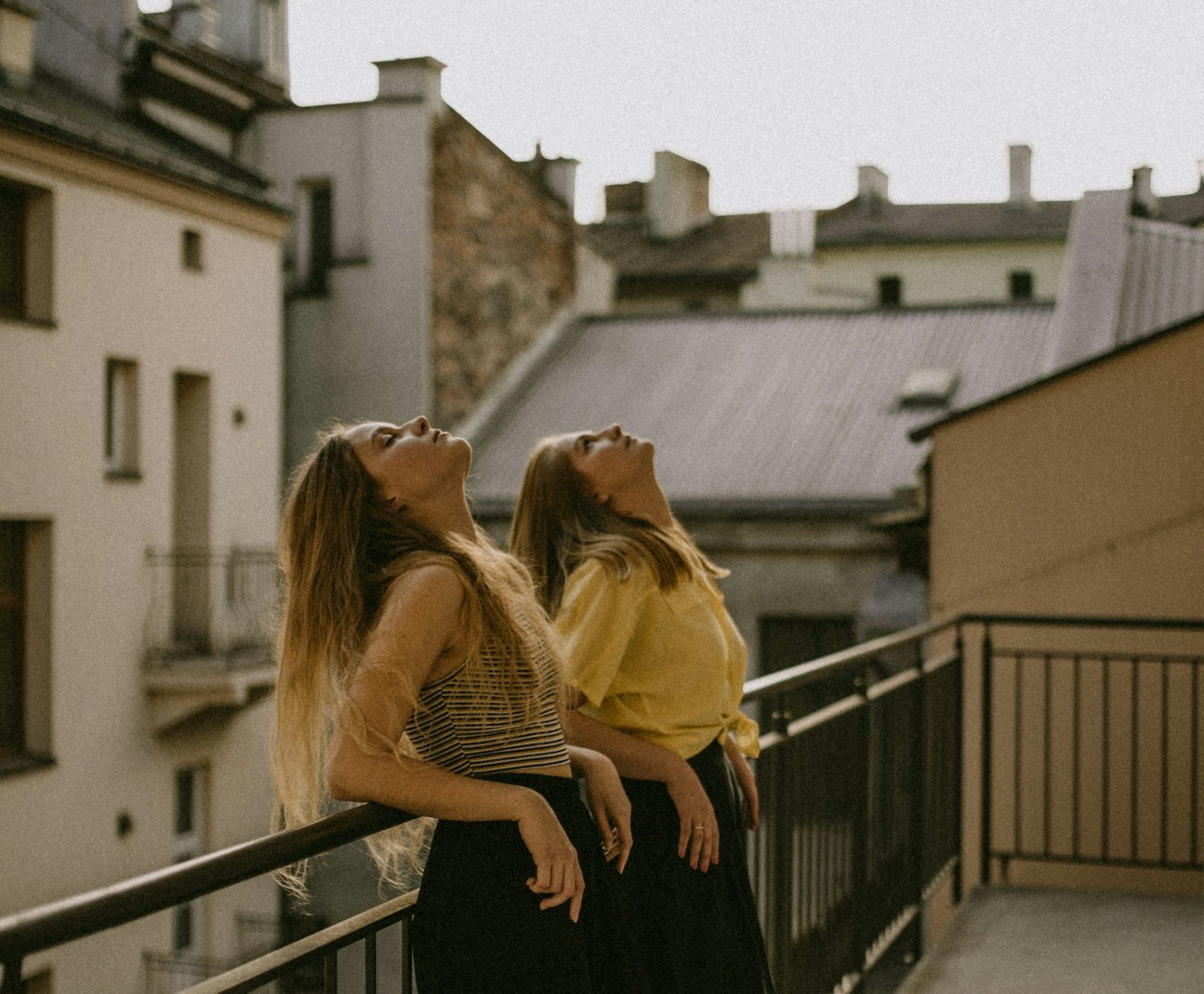Lire la suite à propos de l’article Les énergies de mars 2025 : guidance astrologique quotidienne, aspects planétaires majeurs et éclipses